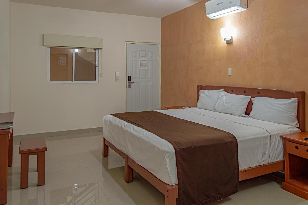 Gran Residencial Galerias Hotel 3*
